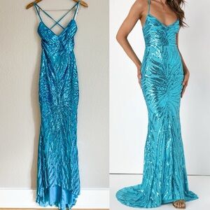NWOT Sparkle 'til Dawn Teal Blue Sequin Lace-Up Mermaid Maxi Dress